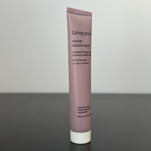 Living Proof Restore Instant Repair repairing lotion - Picture 2 of 11